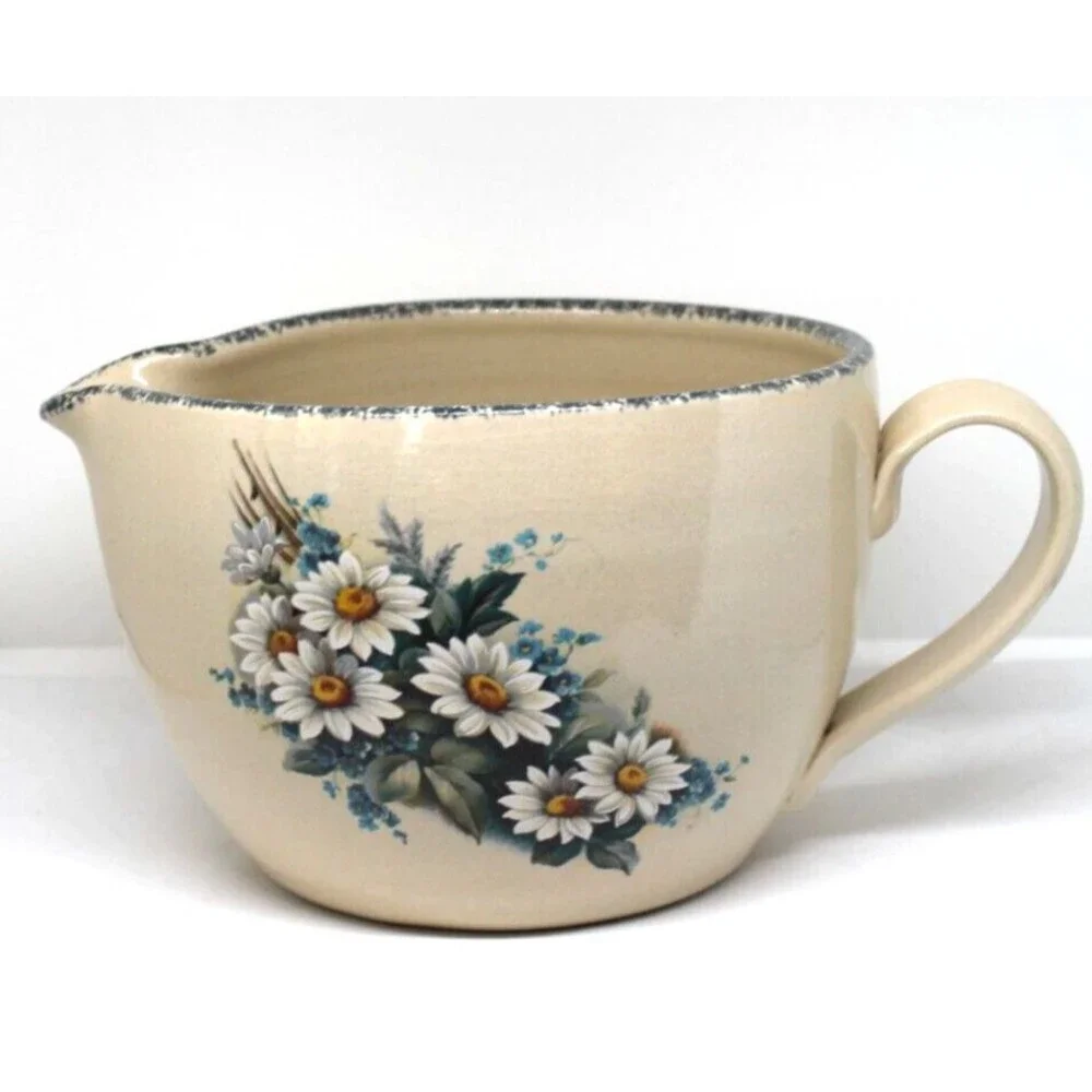Casey Pottery Marshall Texas Stoneware Daisy Floral Mixing Bowl & Spout 1995 USA